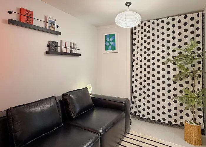 Apartment Stay Moon 종로 혜화 3Qb 6인 독채